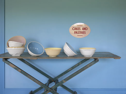 Tea and cakes: RE vintage bowls