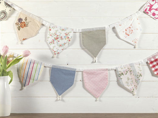 Tea and cakes: patchwork bunting