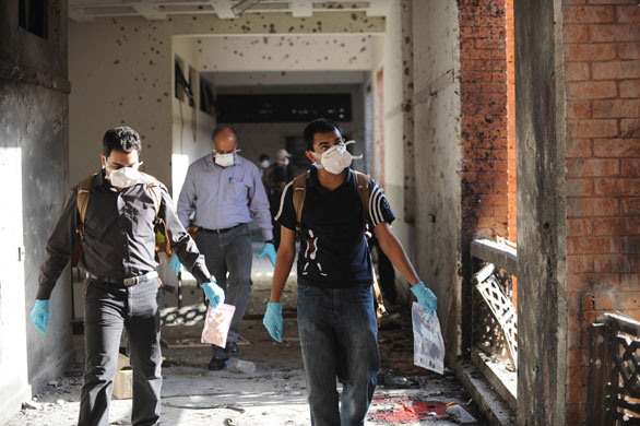 Islamabad suicide bomb: Investigators collect evidence at the scene of the blast