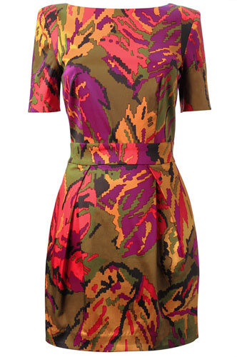 Boyish shapes: Floral tea dress