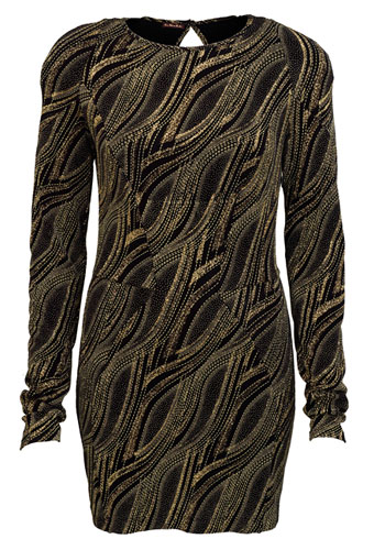 Boyish shapes: Gold print dress