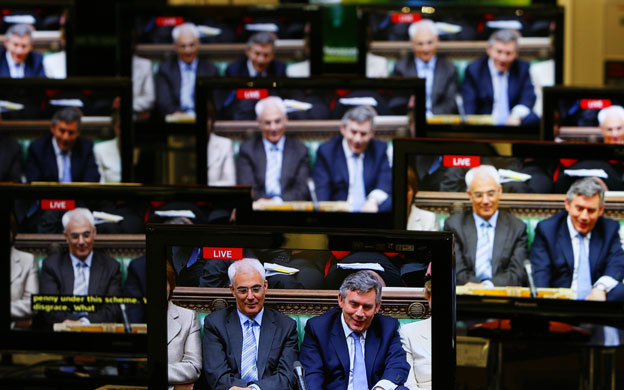 Recession 2009: Chancellor Alastair Darling on tv screens after his budget speech