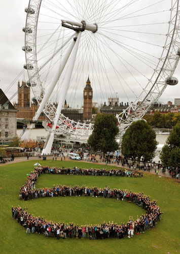 350 Climate Change: London, England climate change 350.org protests