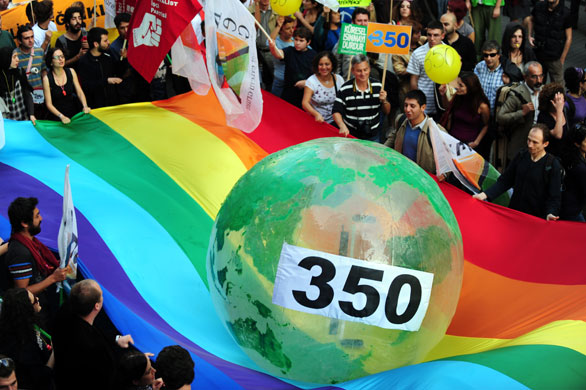350 Climate Change: Istanbul, Turkey climate change 350.org protests