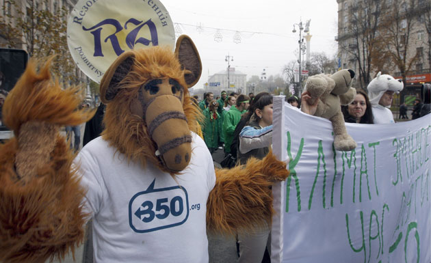 350 Climate Change: Kiev, Ukraine climate change 350.org protests
