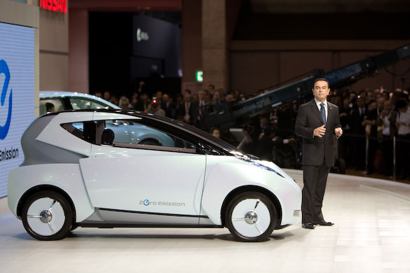 Tokyo motorshow: Nissan President Carlos Ghosn selling his zero-emissions vision