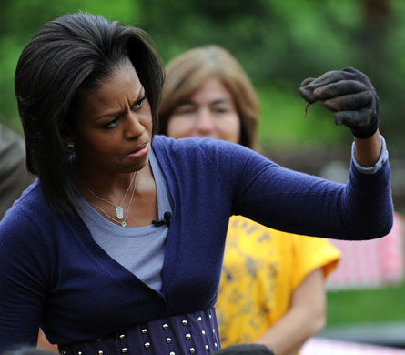 Michelle Obama: Michelle Obama with an earth worm