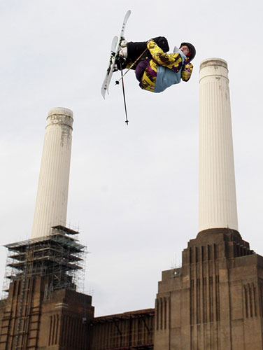 24 hours in sport: London Freeze 2009