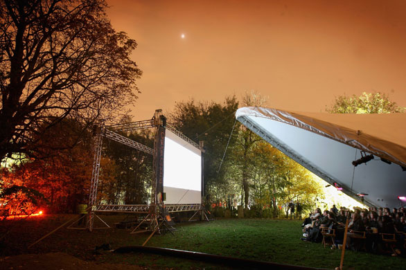 24 hours in pictures: A Halloween screening of The Exorcist in Tower Hamlets Cemetery Park 
