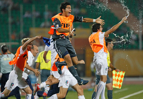 24sport: Italian substitutes celebrate victory in the U-20 World Cup