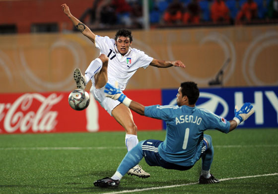 24sport: Gianvito Misuraca scores against Spain