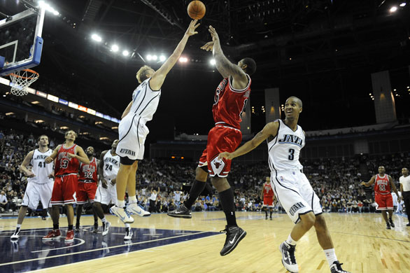 Basketball: Bulls v Jazz