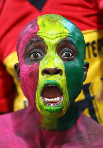 7 October 2009: Ismailia, Egypt: A Ghana fan