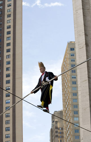 7 October 2009: New York, US: Big Apple Circus performer Bello Nock