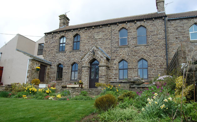 Snooping around: Country, Sidehead