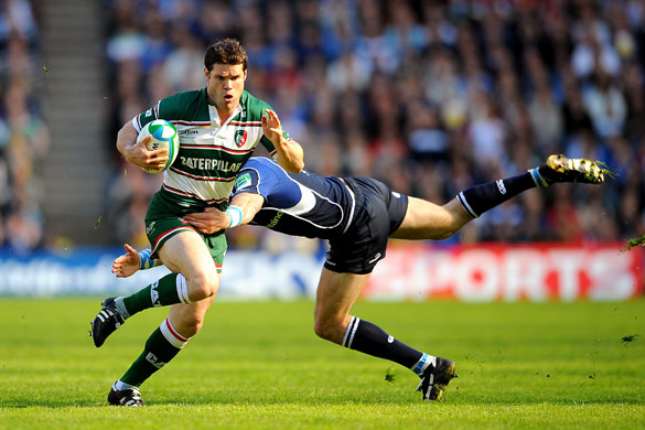 Heineken Cup 2009 Preview: Leicester Tigers' Dan Hipkiss tries to break through a tackle