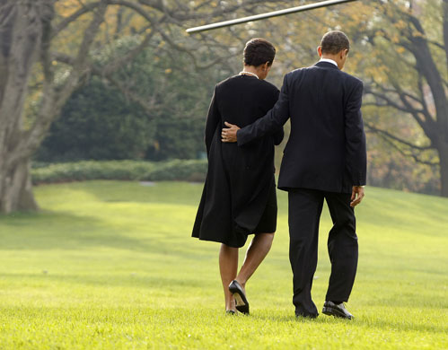 Obama visits Fort Hood: Barack Obama and first lady Michelle Obama