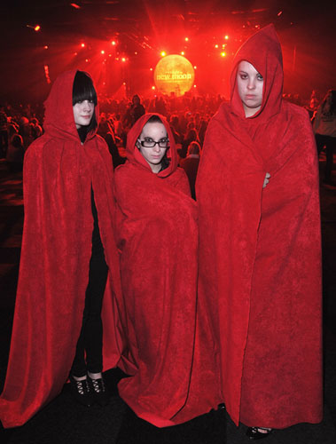 The Twilight Saga: New Moon London premiere: fans in red hoods