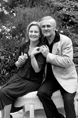 Edward Woodward obit: 1987: Edward Woodward with his wife Michele Dotrice