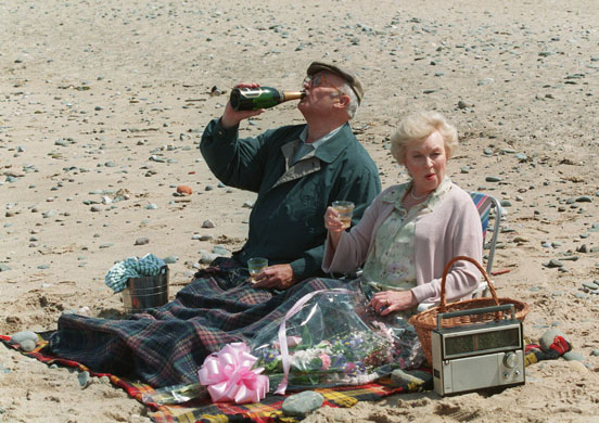 Edward Woodward obit: 1996; Edward Woodward in Common As Muck