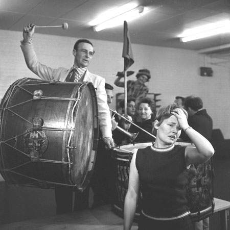 Edward Woodward obit: 1967: 'Major Barbara' Edward Woodward and Judy Dench