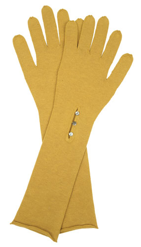 Winter essentials: Yellow gloves