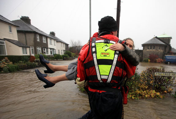 bad weather in uk: Flooding in Keswick, Cumbria