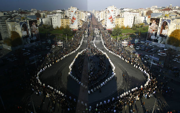 24 hours in pictures : Funeral of Serbian Orthodox Patriarch Pavle in Belgrade