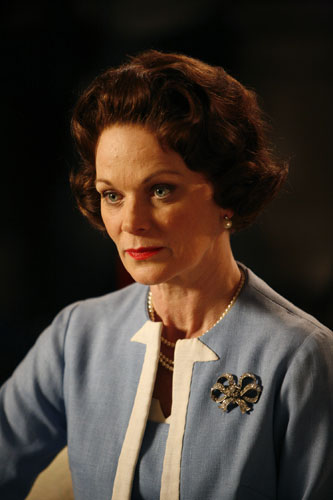 Queen on Channel 4 : Samantha Bond as Queen Elizabeth on Channel 4 