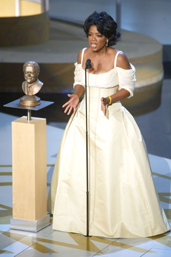 Oprah Gallery: Oprah Winfrey recieves the Bob Hope Humanitarian Award