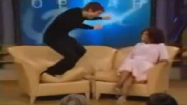 Oprah Gallery: Tom Cruise jumps on the sofa when he appears on the Oprah Winfrey show