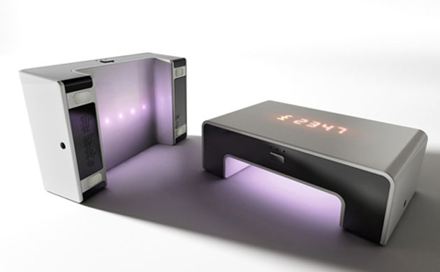 Geffrye Museum: Eco Home exhibition Wattson energy monitor by DIY Kyoto