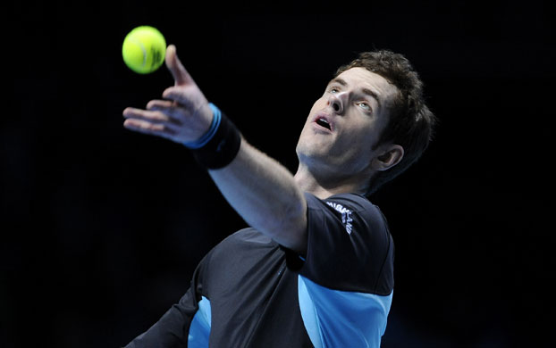 ATP World Tennis Finals: Andy Murray serves in the final set