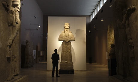assyrian statue
