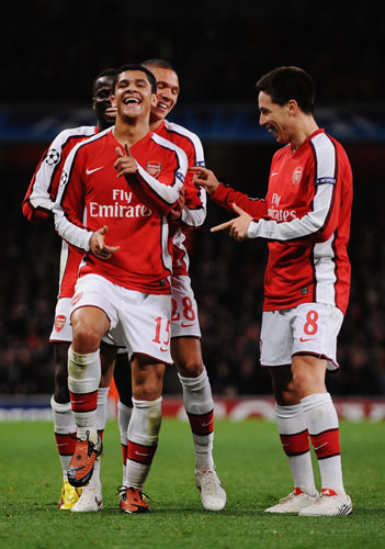 British Teams 2: Denilson celebrates his goal