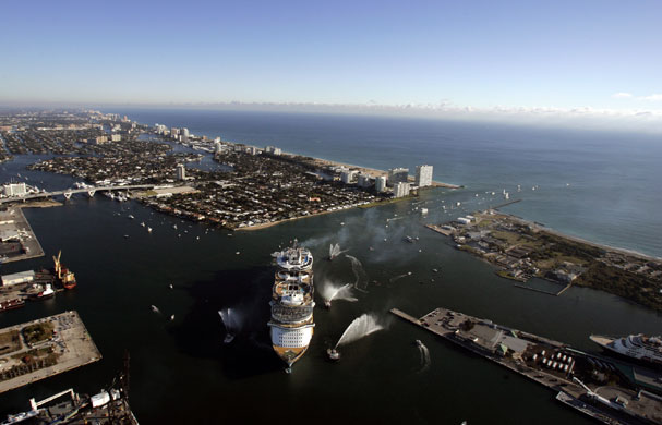 Oasis of the Seas: The Oasis of the Seas, the Worlds largest cruise ship, Fort Lauderdale