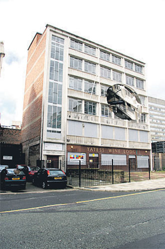 Exhibitions 28/11: Force Quit