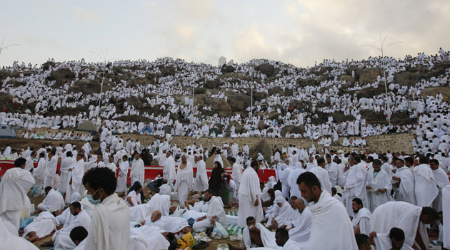 Mecca Hajj: Muslim pilgrims gather at Mount Arafat, southeast of the city of Mecca 