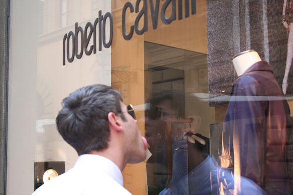 imagine art after: Danilo Prnjat, a still from the video performance Perfect Lover (2006)