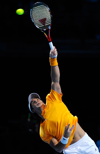 Andy Murray Day 5: Verdasco serves