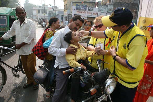 India polio vaccines: India polio vaccines