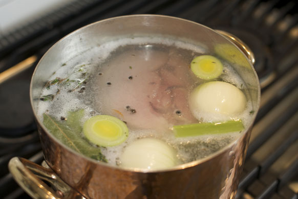 How to make Xmas ham: A short guide for cooking a traditional Christmas ham