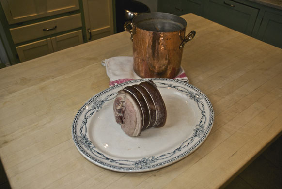 How to make Xmas ham: A short guide for cooking a traditional Christmas ham