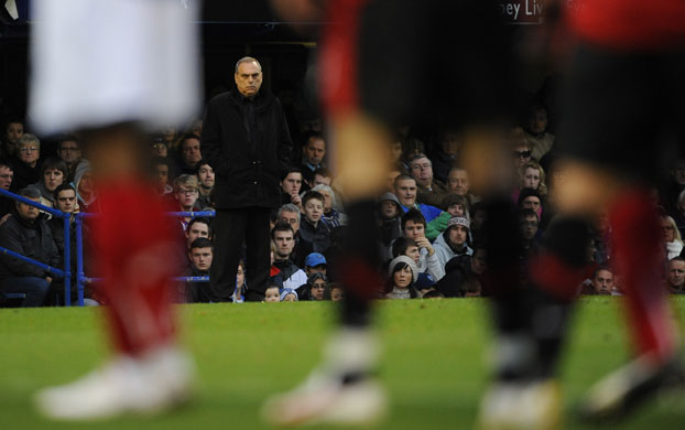 Pompey v United: Avram Grant at this first game back in the Premier League