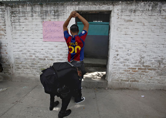 Honduras elections: voters are searched in Honduras elections