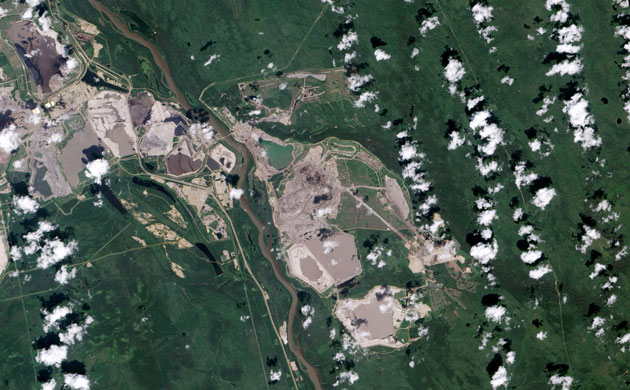 Satellite Eye on Earth: Canada Alberta's oil sand fields : Athabasca