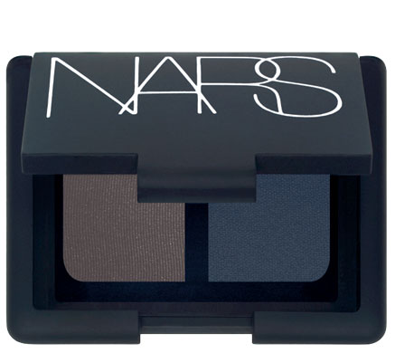 Dramatic eyes: Dramatic eyes