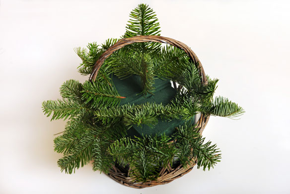 Linda Nylind Floral: The making of a floral display - part 4