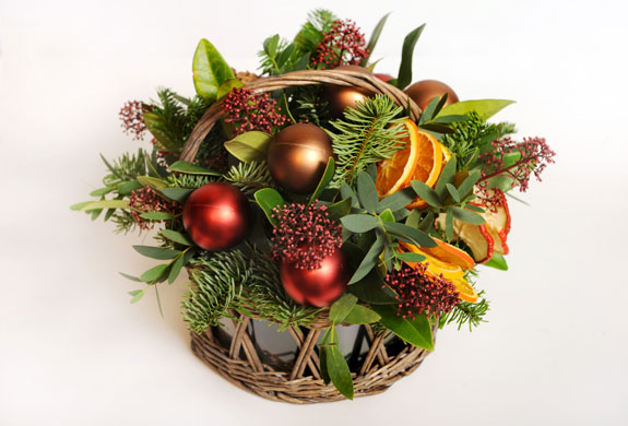 Linda Nylind Floral: The making of a floral display - part 8