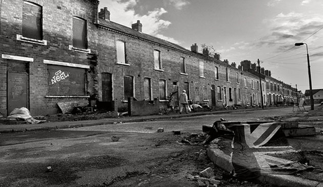 markosm73 portfolio: That guy in the distance